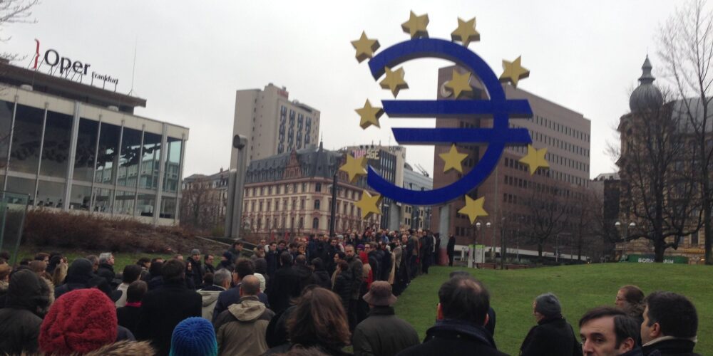 Financial Revolution in the EU: Digital Euro by 2025